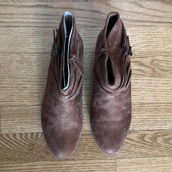 SO Suede Ankle Boots - Picture 11 of 12